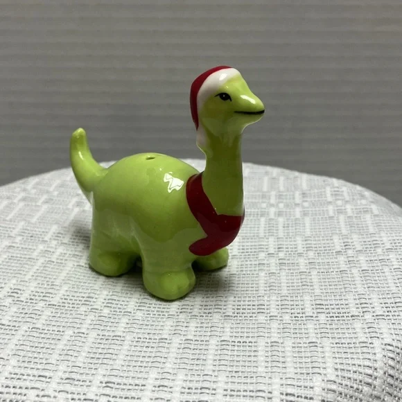 Dinosaur Christmas Salt and Pepper Shakers - Picture 6 of 8